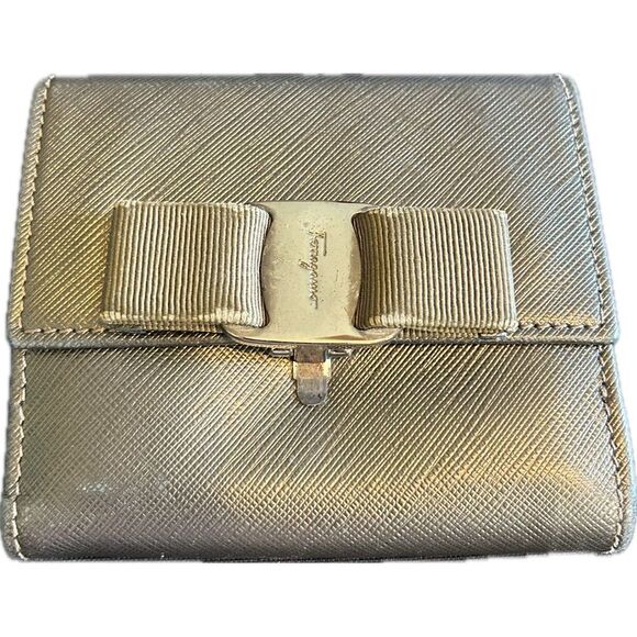Salvatore Ferragamo Gold/Taupe/Army Greenish Women's Wallet Vintage Good Cond - Picture 12 of 12